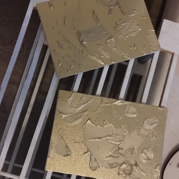 Wall decor! - Picture 2 of 4